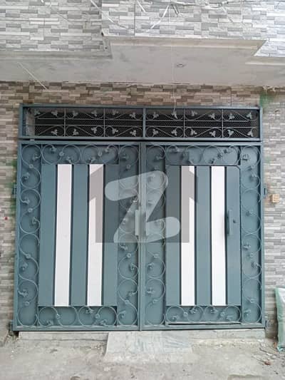 وینس ہاؤسنگ سکیم لاہور میں 6 کمروں کا 6 مرلہ مکان 1.25 کروڑ میں برائے فروخت۔ وینس ہاؤسنگ سکیم لاہور میں 6 کمروں کا 6 مرلہ مکان 1.25 کروڑ میں برائے فروخت۔