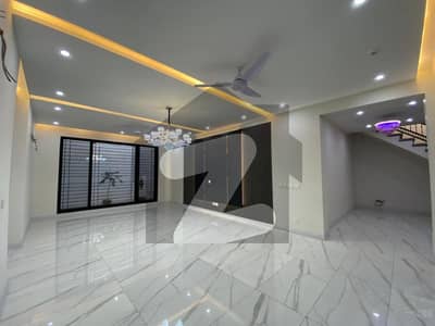 1 Kanal Slightly Use Full House For Rent in DHA Phase 8 Ex Park View