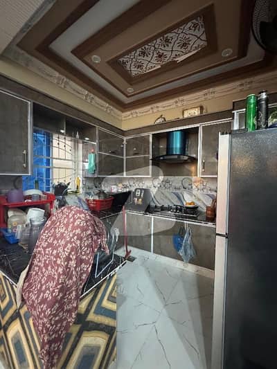 الرحمان گارڈن فیز 2 الرحمان گارڈن,لاہور میں 4 کمروں کا 4 مرلہ مکان 1.35 کروڑ میں برائے فروخت۔