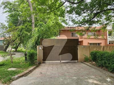 Corner old house available in F-8