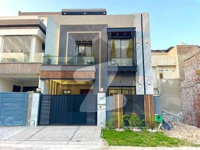 Royal orchard Multan  5 Marla house available for sale top location  Near to Park and Mosique  Main boulevard walking distance