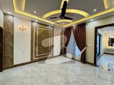 *DHA phase 2 Islamabad* *1kanal upper portion*