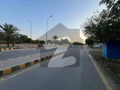 Spectacular Corner Plot | 60ft Wide Road