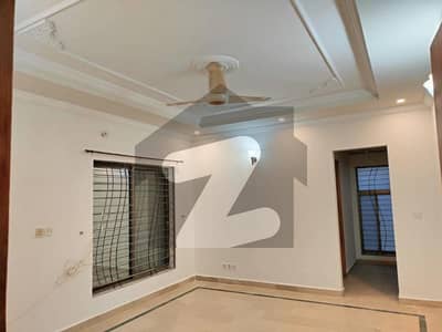 G10FULL HOUSE FOR RENT FULLY RENOVATED