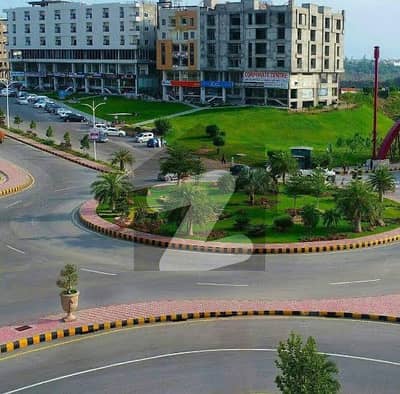 Gulberg Greens Block C Park Road 50x70 commercial plot