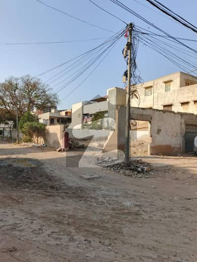 نارتھ ناظم آباد کراچی میں 17 مرلہ مکان 7.5 کروڑ میں برائے فروخت۔