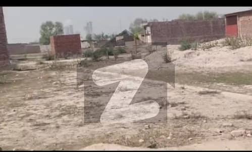 پِیراں غیب ملتان میں 5 مرلہ رہائشی پلاٹ 10.0 لاکھ میں برائے فروخت۔