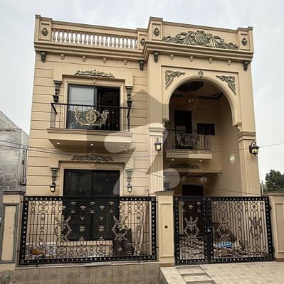 الحفیظ گارڈن - فیز 2 مین کینال بینک روڈ,لاہور میں 4 کمروں کا 5 مرلہ مکان 2.3 کروڑ میں برائے فروخت۔