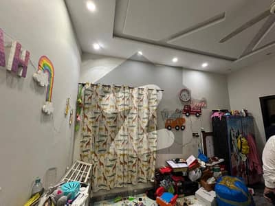 جوبلی ٹاؤن لاہور میں 4 کمروں کا 3 مرلہ مکان 1.3 کروڑ میں برائے فروخت۔
