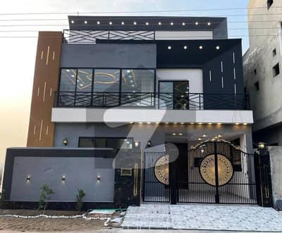 بش ایگزیکٹو ولاز ملتان میں 4 کمروں کا 5 مرلہ مکان 2.0 کروڑ میں برائے فروخت۔