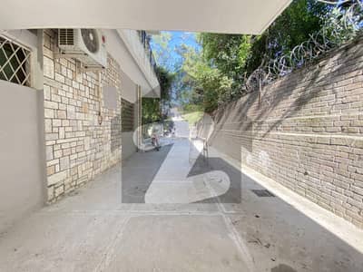 ایف ۔ 7 اسلام آباد میں 5 کمروں کا 2 کنال مکان 61.0 کروڑ میں برائے فروخت۔