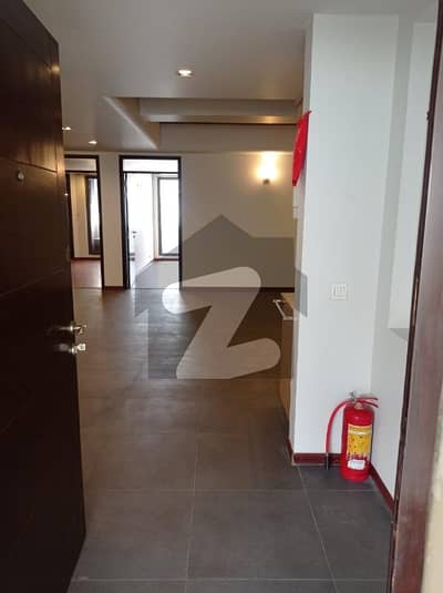 Silver oaks  3 bedroom spacious  Unfurnished apartment