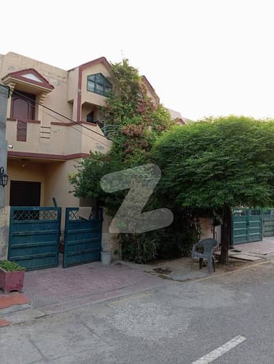 beautiful house for sale in the Eden lane Vilas 1