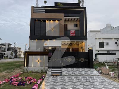 سینٹرل پارک ہاؤسنگ سکیم لاہور میں 4 کمروں کا 5 مرلہ مکان 2.3 کروڑ میں برائے فروخت۔ سینٹرل پارک ہاؤسنگ سکیم لاہور میں 4 کمروں کا 5 مرلہ مکان 2.3 کروڑ میں برائے فروخت۔