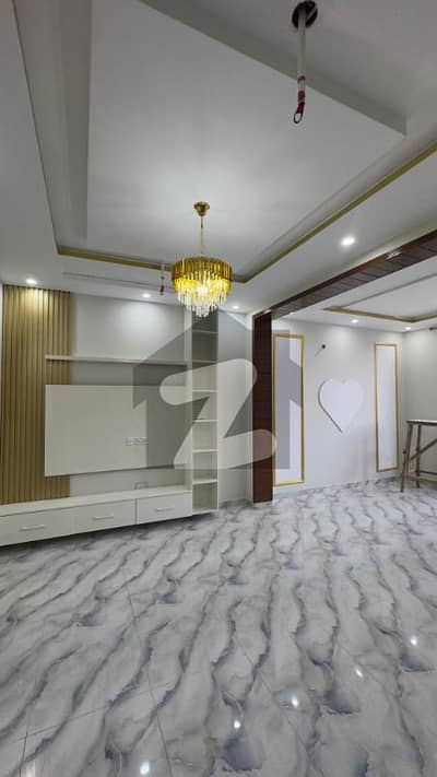 3.5 Marla House For Rent In Nawab Town