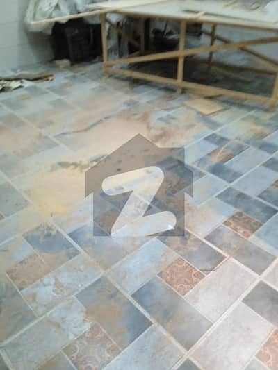 Centrally Located Lower Portion In Allama Iqbal Town - Badar Block Is Available For rent