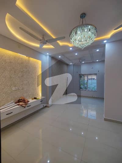 G10/3 14 Marla Upper Portion Ideal Location 3bedrooms For Rent