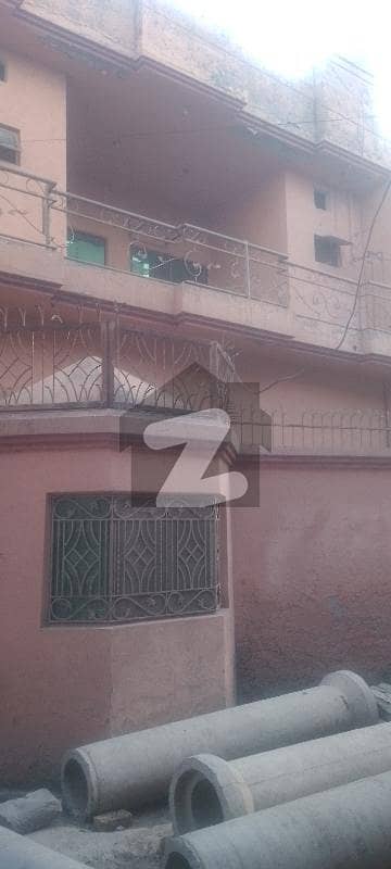 افضال پارک لاہور میں 5 کمروں کا 10 مرلہ مکان 2.6 کروڑ میں برائے فروخت۔