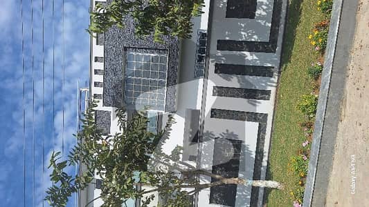 600 Sqr yd, 1 kanal brand new house for sale.