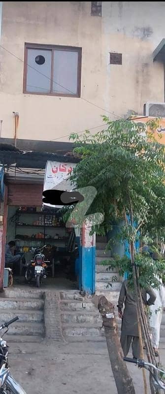 کینٹ روڈ سیالکوٹ میں 1 مرلہ دکان 2.0 کروڑ میں برائے فروخت۔