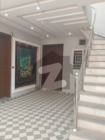 Beautiful Home, Condition 10/10, Ready To Live, Near To Market House For Rent