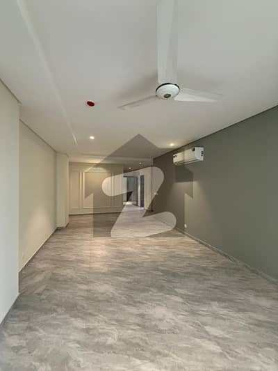 ڈیفینس رایا ڈی ایچ اے ڈیفینس,لاہور میں 2 کمروں کا 7 مرلہ فلیٹ 1.6 لاکھ میں کرایہ پر دستیاب ہے۔