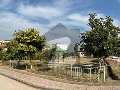 Sector: I, 5 Marla Corner park pac plot for sale Bahria enclave Islambad