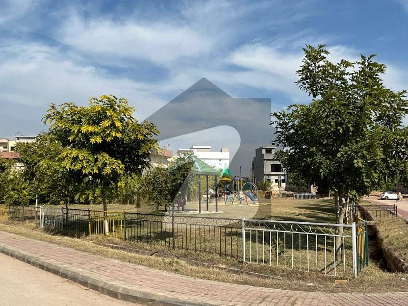 Sector I, 5 Marla Corner Park Pac Plot For Sale Bahria Enclave Islambad Sector I, 5 Marla Corner Park Pac Plot For Sale Bahria Enclave Islambad