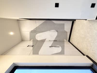 10 Marla brand new house fir sale