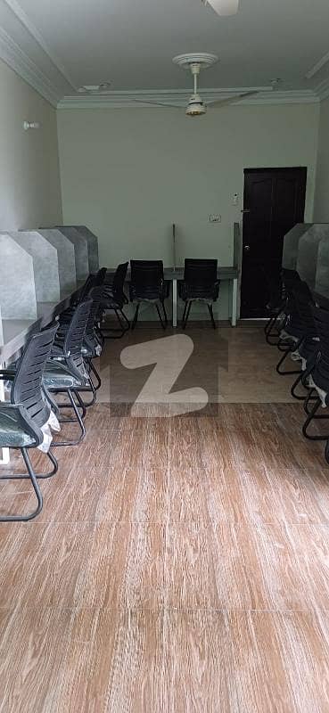 گلشنِ اقبال - بلاک 11 گلشنِ اقبال,گلشنِ اقبال ٹاؤن,کراچی میں 16 مرلہ دفتر 2.5 لاکھ میں کرایہ پر دستیاب ہے۔ گلشنِ اقبال - بلاک 11 گلشنِ اقبال,گلشنِ اقبال ٹاؤن,کراچی میں 16 مرلہ دفتر 2.5 لاکھ میں کرایہ پر دستیاب ہے۔