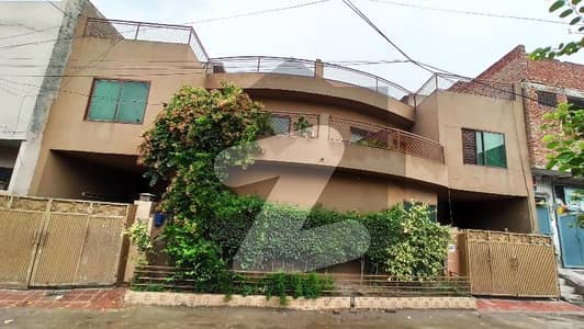 Luxury Duplex Triple Storey Houses for Sale Prime Location in Lahore Cantt