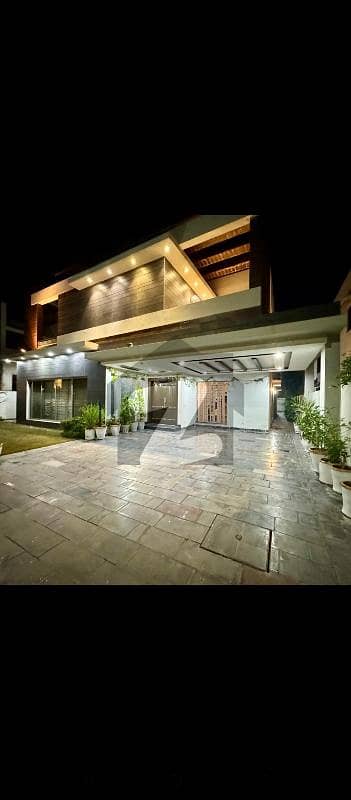 20 MARLA LIKE BRAND NEW LOWER PORTION FOR RENT NEAR DHA PHSAE 8 EDEN CITY