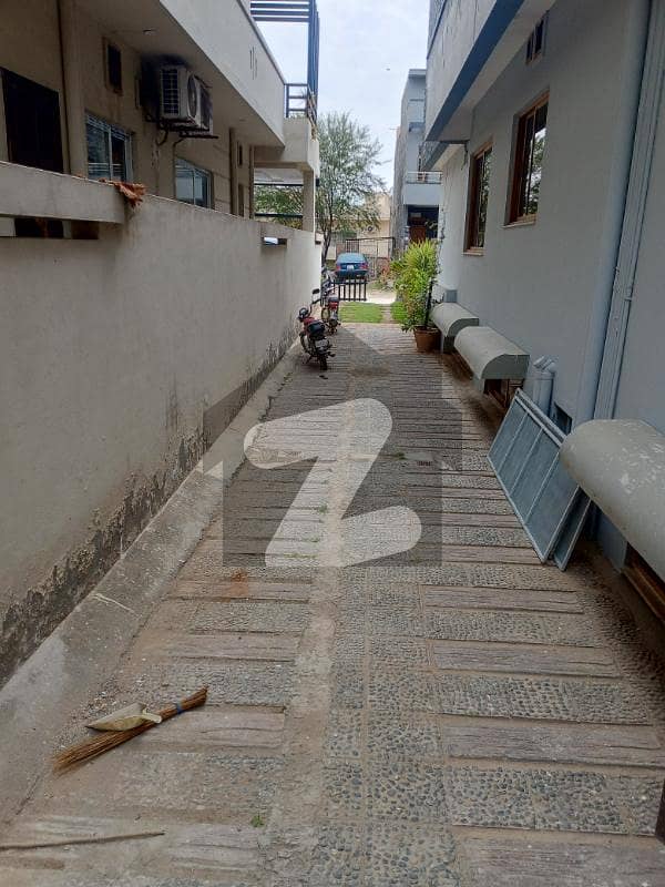 3 bed open basement d, 12 for rent 3 bed open basement d, 12 for rent