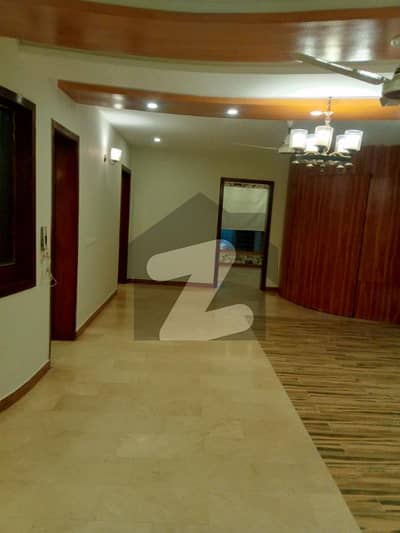 ڈی ۔ 12/2 ڈی ۔ 12,اسلام آباد میں 3 کمروں کا 14 مرلہ زیریں پورشن 1.4 لاکھ میں کرایہ پر دستیاب ہے۔