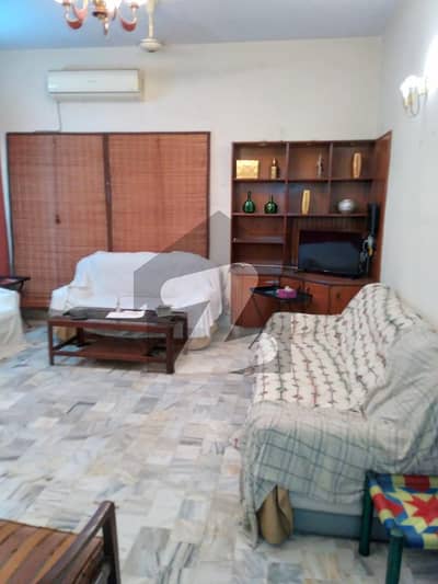 ڈی ایچ اے فیز 1 ڈیفنس (ڈی ایچ اے),لاہور میں 4 کمروں کا 10 مرلہ مکان 3.85 کروڑ میں برائے فروخت۔