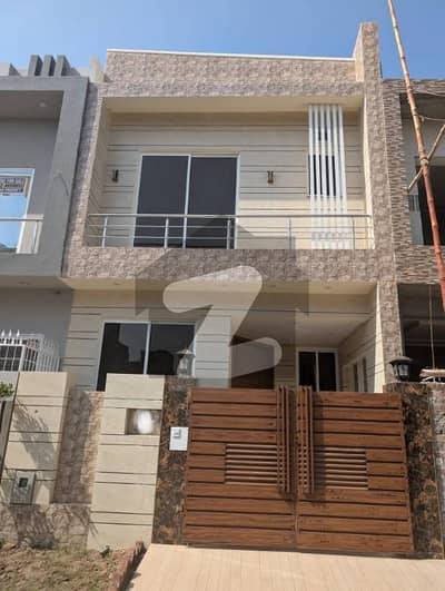 الکبیر ٹاؤن - فیز 2 الکبیر ٹاؤن,رائیونڈ روڈ,لاہور میں 3 کمروں کا 3 مرلہ مکان 1.55 کروڑ میں برائے فروخت۔