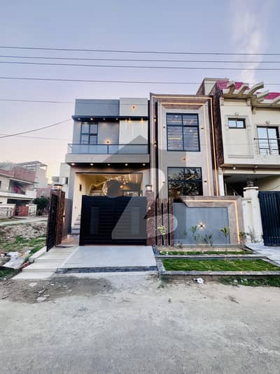 الحرم گارڈن لاہور میں 3 کمروں کا 5 مرلہ مکان 1.28 کروڑ میں برائے فروخت۔ الحرم گارڈن لاہور میں 3 کمروں کا 5 مرلہ مکان 1.28 کروڑ میں برائے فروخت۔