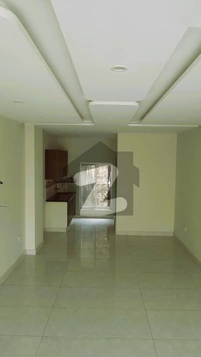 بحریہ ٹاؤن سیکٹر ای بحریہ ٹاؤن,لاہور میں 2 مرلہ دکان 40.0 ہزار میں کرایہ پر دستیاب ہے۔