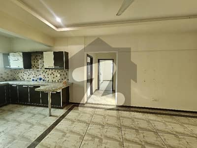 ڈی ایچ اے فیز 5 ڈی ایچ اے ڈیفینس,کراچی میں 2 کمروں کا 4 مرلہ فلیٹ 55.0 ہزار میں کرایہ پر دستیاب ہے۔