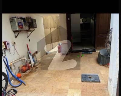 نارتھ ناظم آباد ۔ بلاک بی نارتھ ناظم آباد,کراچی میں 3 کمروں کا 9 مرلہ مکان 3.75 کروڑ میں برائے فروخت۔