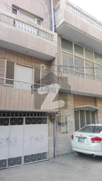 رحمان پورہ (فیروز پور روڈ) لاہور میں 5 کمروں کا 6 مرلہ مکان 2.45 کروڑ میں برائے فروخت۔