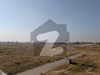 7 Marla Residential possenable plot available for sale