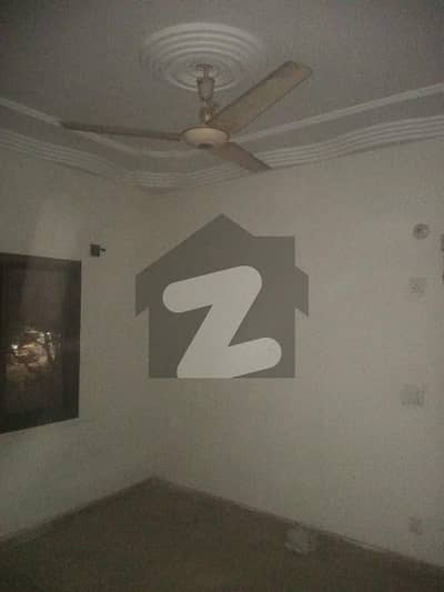 نارتھ کراچی - سیکٹر 7ڈی-2 نارتھ کراچی,کراچی میں 2 کمروں کا 3 مرلہ مکان 20.0 ہزار میں کرایہ پر دستیاب ہے۔