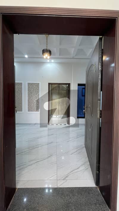 گلبرگ ویلی فیصل آباد میں 3 کمروں کا 3 مرلہ مکان 1.08 کروڑ میں برائے فروخت۔ گلبرگ ویلی فیصل آباد میں 3 کمروں کا 3 مرلہ مکان 1.08 کروڑ میں برائے فروخت۔