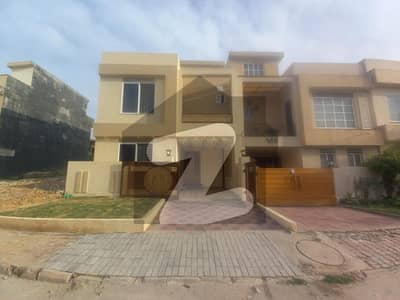 5 MARLA HOUSE 4 BEDROOM MAZNINE FLOOR FOR SALE