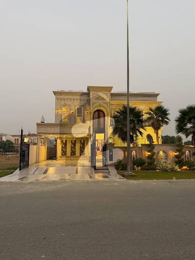 ڈی ایچ اے فیز 6 ڈیفنس (ڈی ایچ اے),لاہور میں 7 کمروں کا 1 کنال مکان 15.0 کروڑ میں برائے فروخت۔