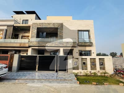 اے ڈبلیو ٹی فیز 2 اے ڈبلیو ٹی آرمی ویلفیئر ٹرسٹ,رائیونڈ روڈ,لاہور میں 2 کمروں کا 10 مرلہ بالائی پورشن 40.0 ہزار میں کرایہ پر دستیاب ہے۔ اے ڈبلیو ٹی فیز 2 اے ڈبلیو ٹی آرمی ویلفیئر ٹرسٹ,رائیونڈ روڈ,لاہور میں 2 کمروں کا 10 مرلہ بالائی پورشن 40.0 ہزار میں کرایہ پر دستیاب ہے۔