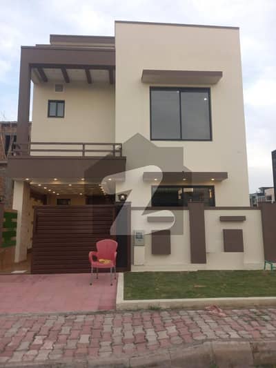 بحریہ ٹاؤن فیز 8 ۔ بلاک ایم بحریہ ٹاؤن فیز 8,بحریہ ٹاؤن راولپنڈی,راولپنڈی میں 3 کمروں کا 5 مرلہ مکان 2.31 کروڑ میں برائے فروخت۔ بحریہ ٹاؤن فیز 8 ۔ بلاک ایم بحریہ ٹاؤن فیز 8,بحریہ ٹاؤن راولپنڈی,راولپنڈی میں 3 کمروں کا 5 مرلہ مکان 2.31 کروڑ میں برائے فروخت۔