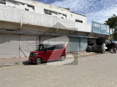 Main Road Shops & Open Space