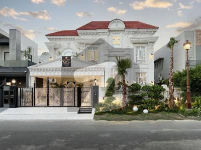 لیک سٹی رائیونڈ روڈ,لاہور میں 5 کمروں کا 1 کنال مکان 15.0 کروڑ میں برائے فروخت۔